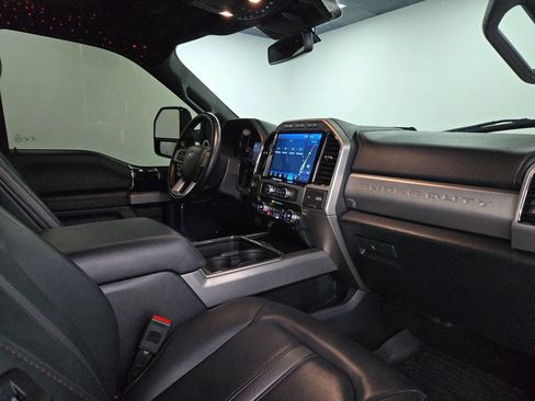 Used 2022 Ford F350 Platinum image 30