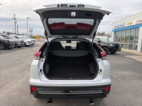 Used 2024 Mitsubishi Eclipse Cross AWD image 31