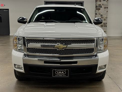 Used 2011 Chevrolet Silverado 1500 LT w/ Texas Edition RWD image 2