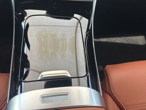 Used 2025 Mercedes-Benz C 300 Sedan image 15
