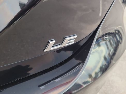 Used 2019 Toyota Camry L image 6