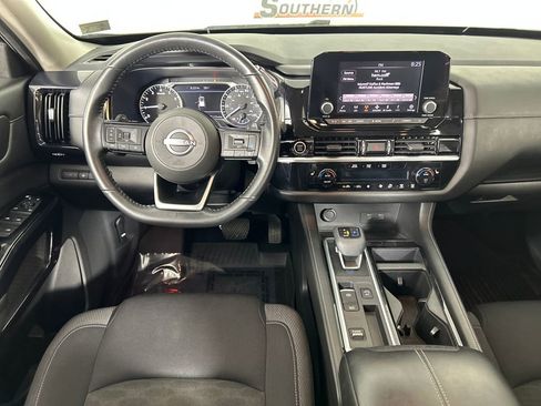 Used 2022 Nissan Pathfinder SV w/ SV Black Package FWD image 19