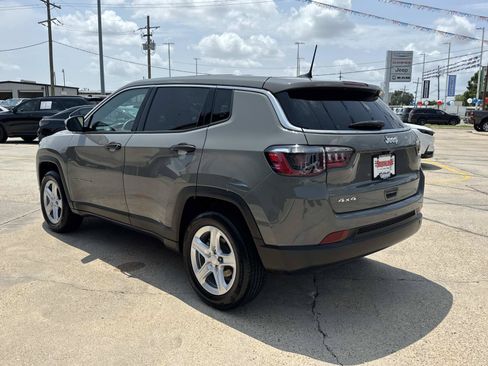 Used 2024 Jeep Compass Sport AWD/4WD image 5