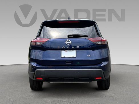 Used 2024 Nissan Rogue SV FWD image 22