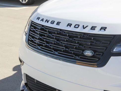 New 2026 Land Rover Range Rover Velar Dynamic SE image 11