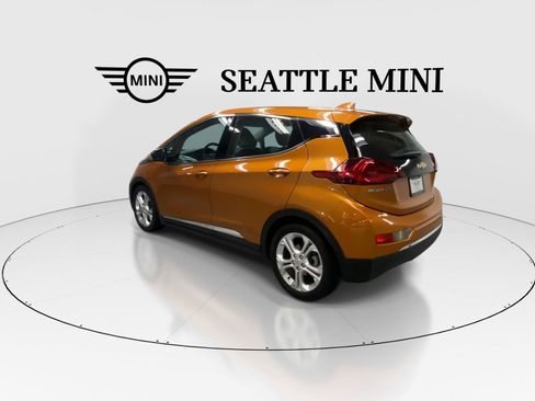Used 2017 Chevrolet Bolt LT FWD image 8