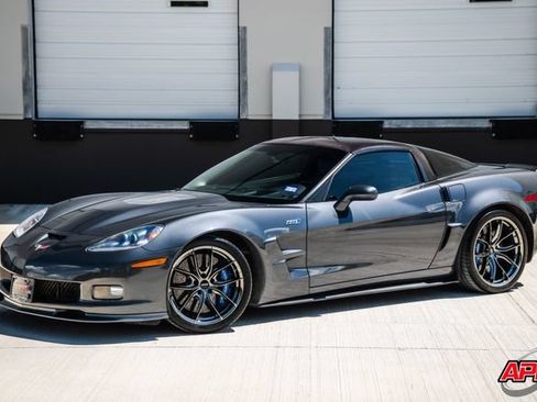 Used 2011 Chevrolet Corvette ZR1 w/ Preferred Equipment Group RWD image 37