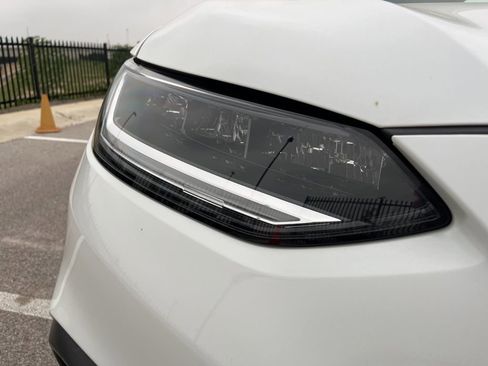 Used 2023 Honda HR-V LX image 12