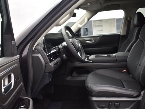 New 2026 INFINITI QX80 Pure w/ Cargo Package image 12