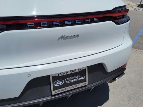 Used 2021 Porsche Macan AWD/4WD image 14