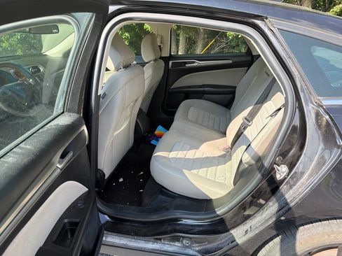Used 2020 Ford Fusion S FWD image 7