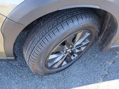 Certified 2025 Subaru Outback Onyx Edition w/ Popular Package #2 image 43