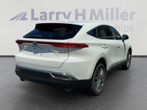 Used 2023 Toyota Venza Limited AWD/4WD image 5