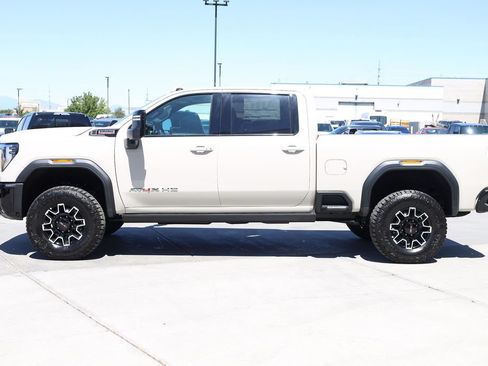 New 2026 GMC Sierra 2500 AT4X AWD/4WD image 3