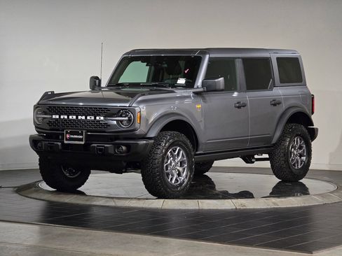 New 2025 Ford Bronco Badlands AWD/4WD image 6