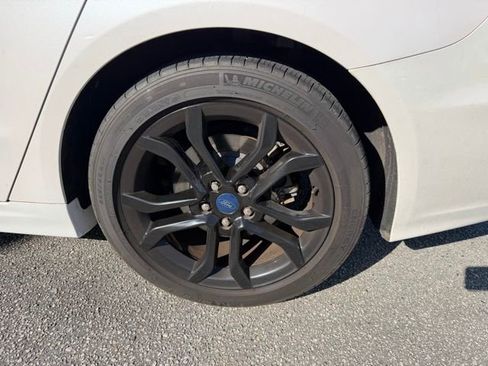 Used 2019 Ford Fusion SE w/ Equipment Group 151A image 5