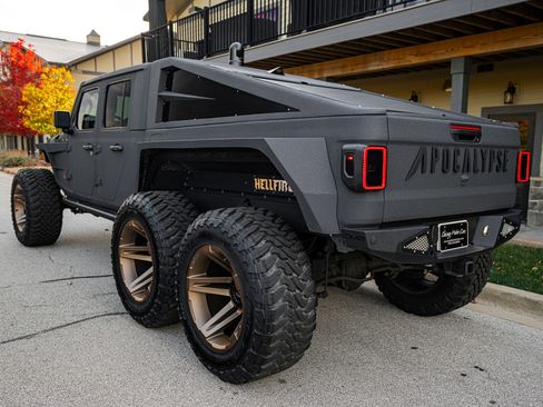 Used 2021 Jeep Gladiator Overland w/ Popular Equipment Package image 55