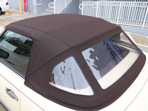 Used 1987 Mercedes-Benz 560 SL image 13