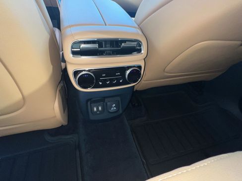Used 2021 Genesis GV80 3.5T w/ Advanced Package 06 image 14