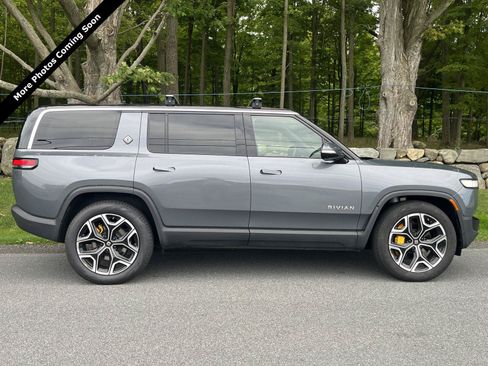 Used 2022 Rivian R1S Launch Edition Quad AWD/4WD image 2