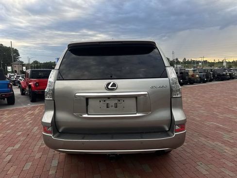 Used 2023 Lexus GX 460 Premium AWD/4WD image 12