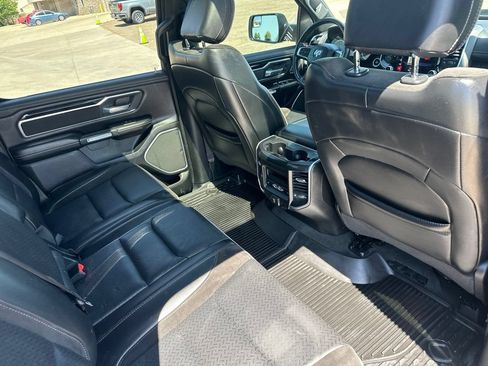 Used 2020 RAM 1500 Laramie AWD/4WD image 23