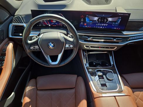 Used 2025 BMW X5 xDrive40i w/ Climate Comfort Package AWD/4WD image 14