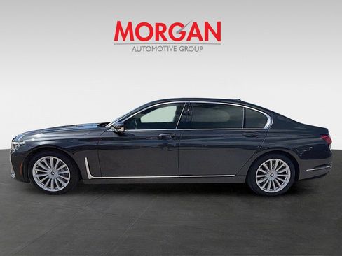 Used 2020 BMW 740i image 7