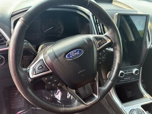 Certified 2024 Ford Edge SEL AWD/4WD image 15
