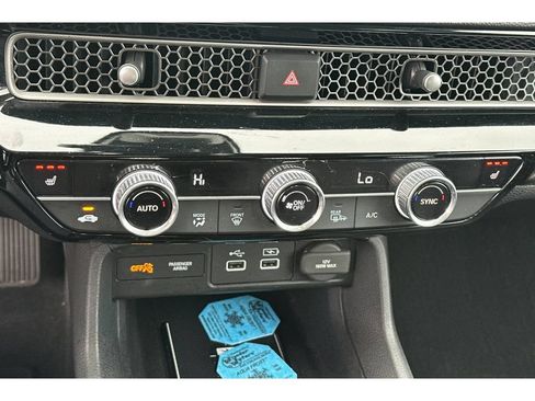 Used 2022 Honda Civic Touring image 22