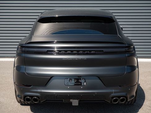 Certified 2026 Porsche Cayenne GTS image 30
