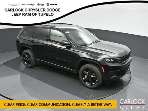 New 2025 Jeep Grand Cherokee Altitude image 66