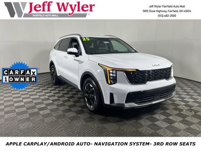 Used 2025 Kia Sorento S