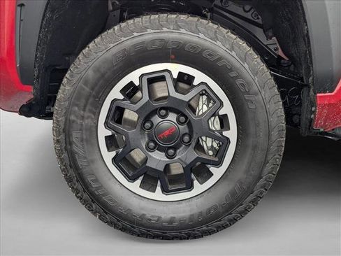 New 2025 Toyota Tacoma TRD Off-Road image 10