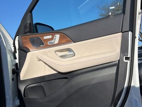 Certified 2026 Mercedes-Benz GLS 450 4MATIC image 30