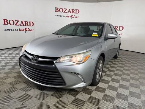 Used 2016 Toyota Camry XLE FWD image 4