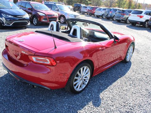 Used 2017 FIAT 124 Spider Lusso image 7