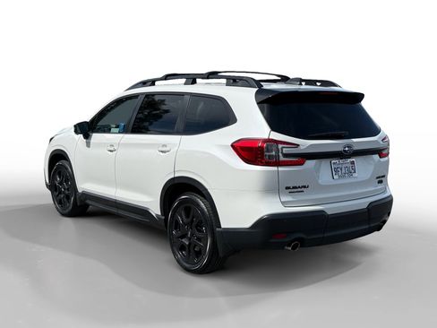 Used 2023 Subaru Ascent Onyx Edition Limited image 3