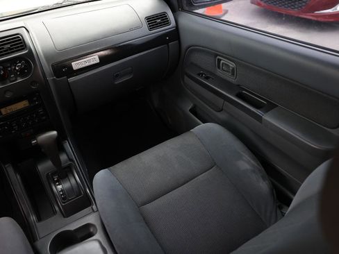 Used 2004 Nissan Frontier XE w/ (PWR) Pwr Pkg image 22