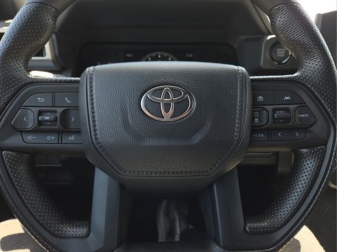 New 2026 Toyota Tacoma SR5 AWD/4WD image 25