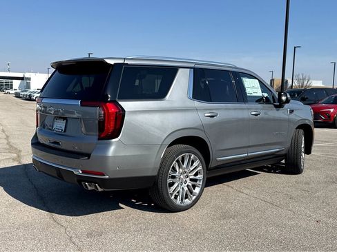 New 2026 GMC Yukon Denali w/ Denali Reserve Package AWD/4WD image 2