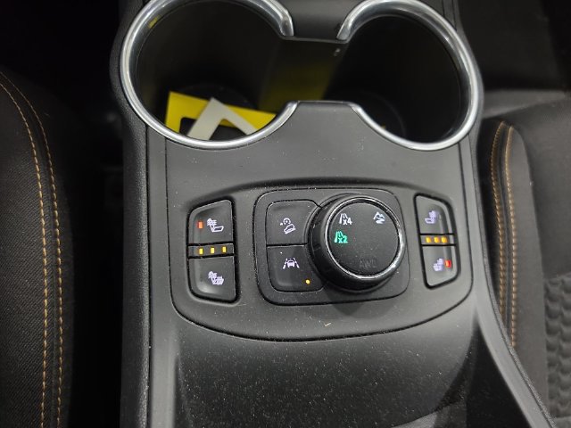 Used 2020 GMC Terrain SLE w/ GMC Pro Grade Package AWD/4WD image 11