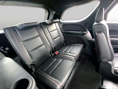 Used 2022 Dodge Durango R/T w/ Tow 'N Go Package AWD/4WD image 17