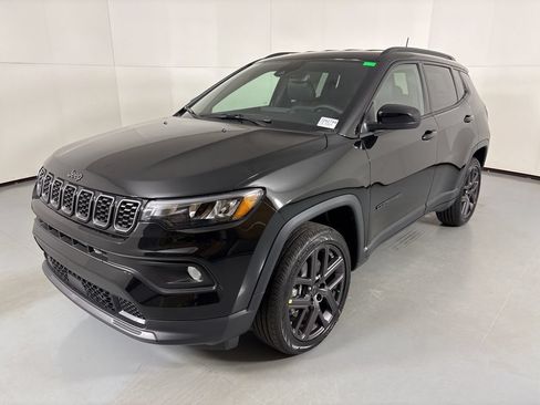 New 2026 Jeep Compass Latitude AWD/4WD image 4