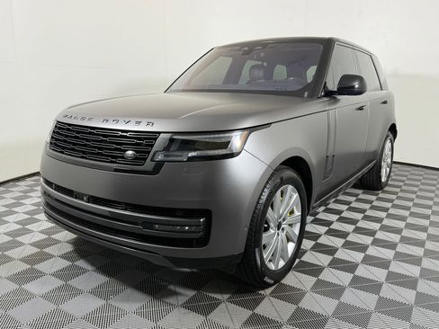 Used 2023 Land Rover Range Rover SE AWD/4WD image 1