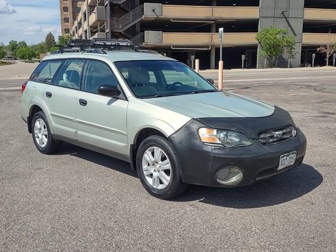 Used 2005 Subaru Outback 2.5i image 5