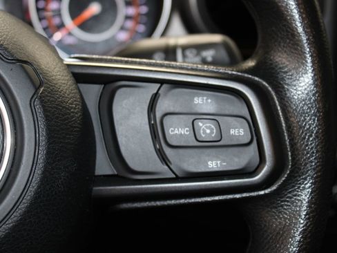 Used 2023 Jeep Gladiator Sport image 41