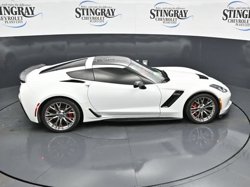 Used 2018 Chevrolet Corvette Z06 RWD image 25
