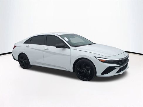 New 2026 Hyundai Elantra Sport image 2