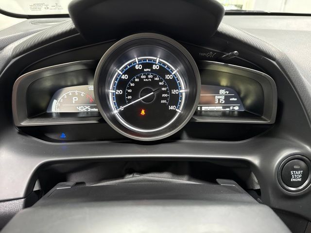 Used 2019 Toyota Yaris L FWD image 15
